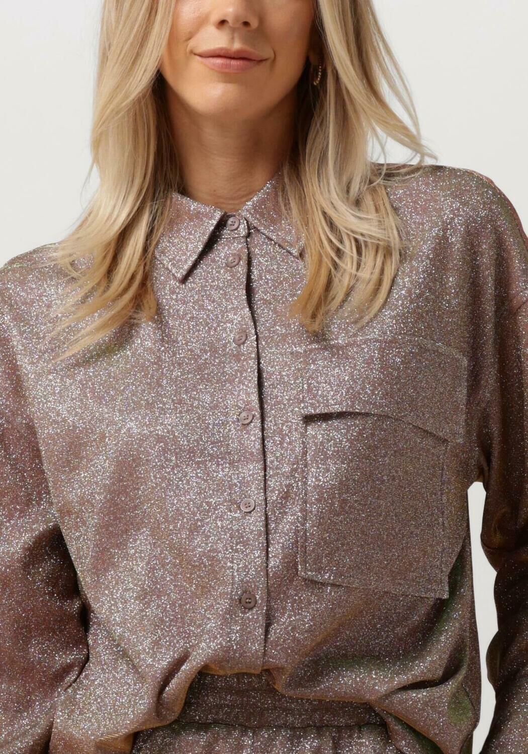 REFINED DEPARTMENT Dames Blouses Mikia Goud