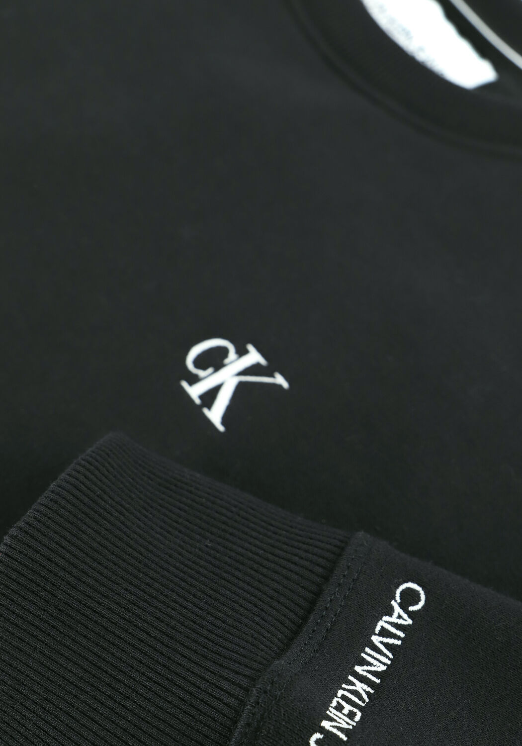 Zwarte CALVIN KLEIN Sweater CK ESSENTIAL REG CN | Omoda