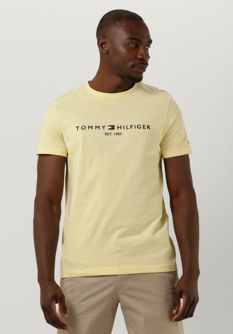 Vlieger Groene achtergrond produceren Gele TOMMY HILFIGER T-shirt TOMMY LOGO TEE | Omoda