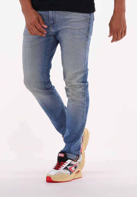 Blauwe DIESEL fit jeans 2019 D-STRUKT