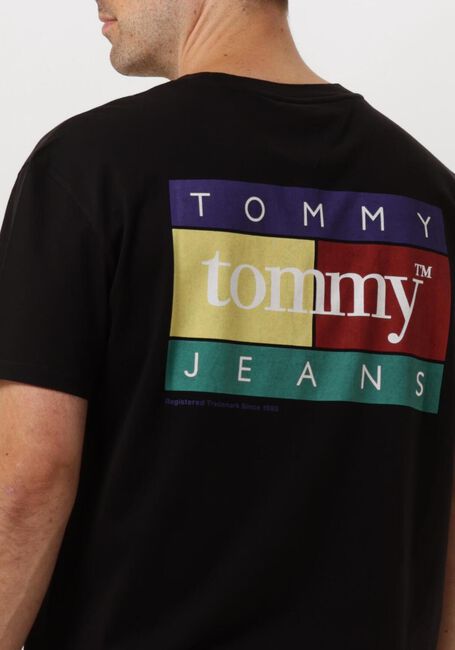 Zwarte TOMMY JEANS T-shirt TJM REG POP COLOR FLAG - large